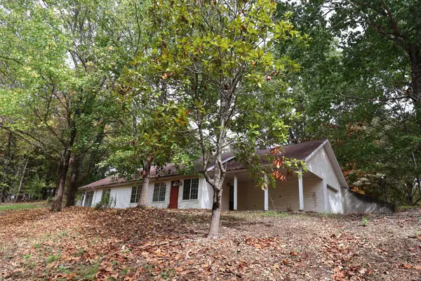 239 Seclusion Drive, Spokane, MO 65754