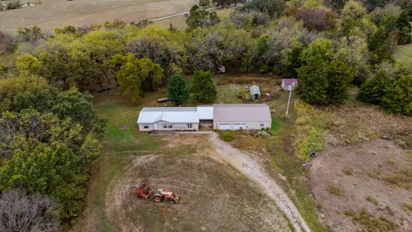 3389 S 198th Road, Goodson, MO 65663