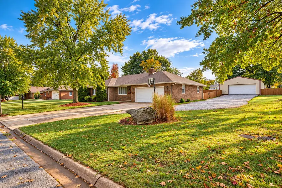 807 S Barwick Place, Willard, MO 65781 - #3