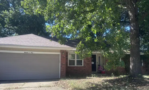 1909 S Westwood Avenue, Springfield, MO 65807