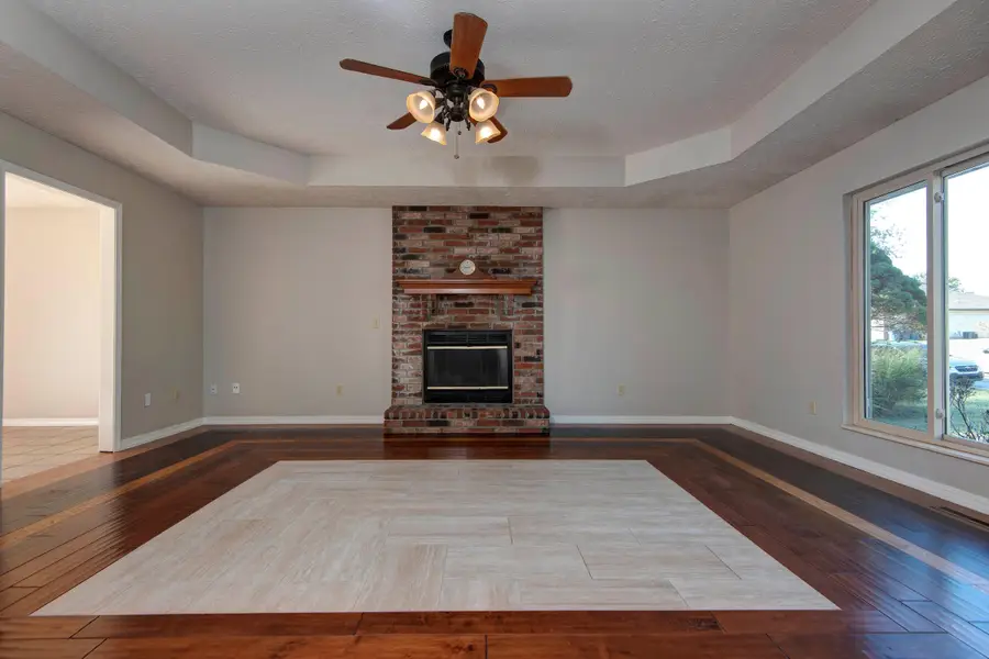 410 Spruce Avenue, Nixa, MO 65714 - #3