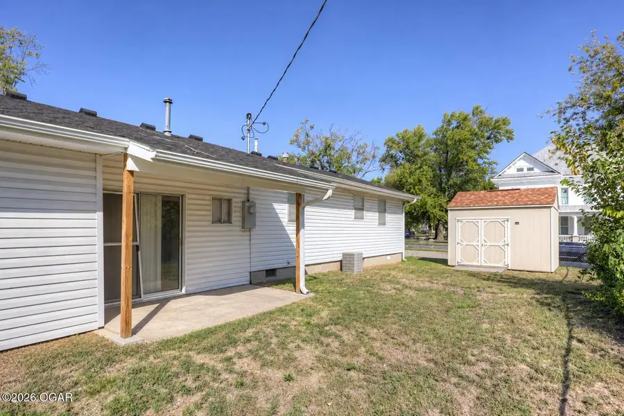 203 S Liberty Street, Webb City, MO 64870 - #3