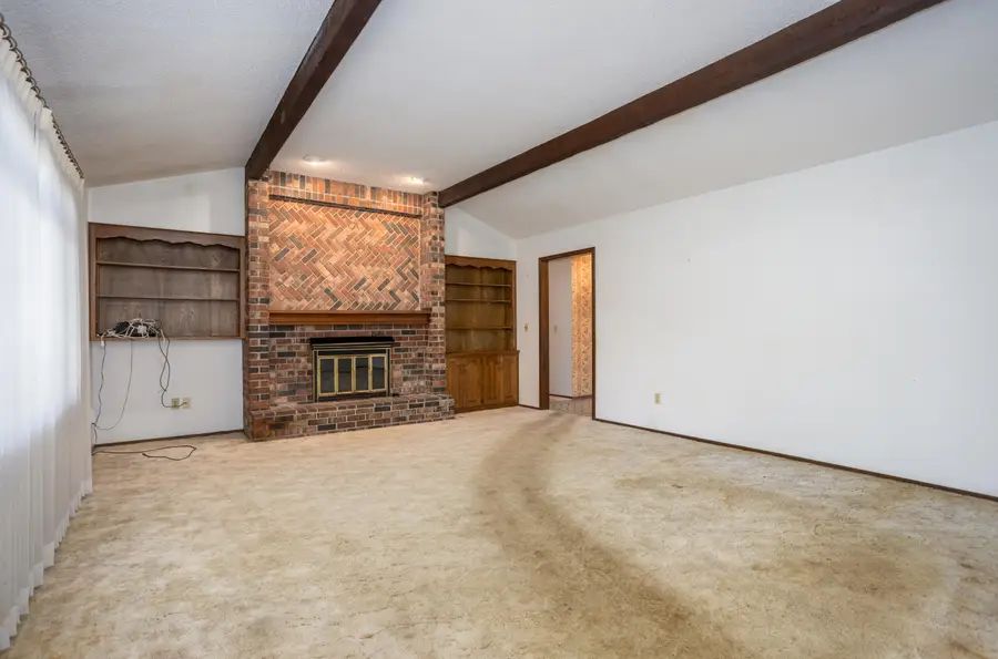1785 E Lakewood Street, Springfield, MO 65804 - #3
