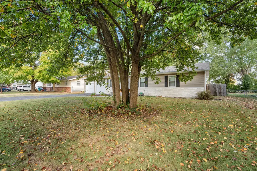 514 S Belcrest Avenue, Springfield, MO 65802 - #3
