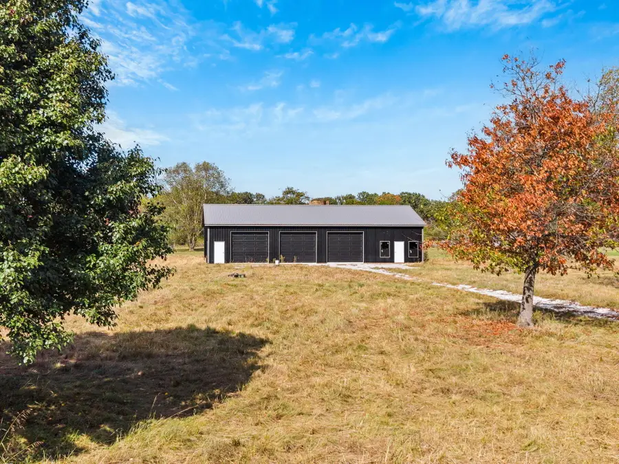 4997 E Farm Road 94, Springfield, MO 65803 - #2