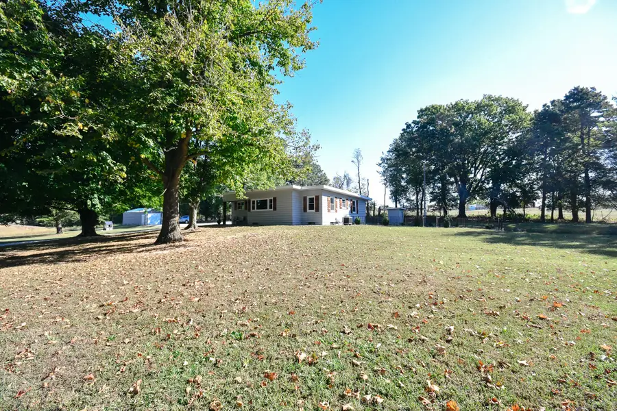 4100 State Highway D, Bolivar, MO 65613 - #2