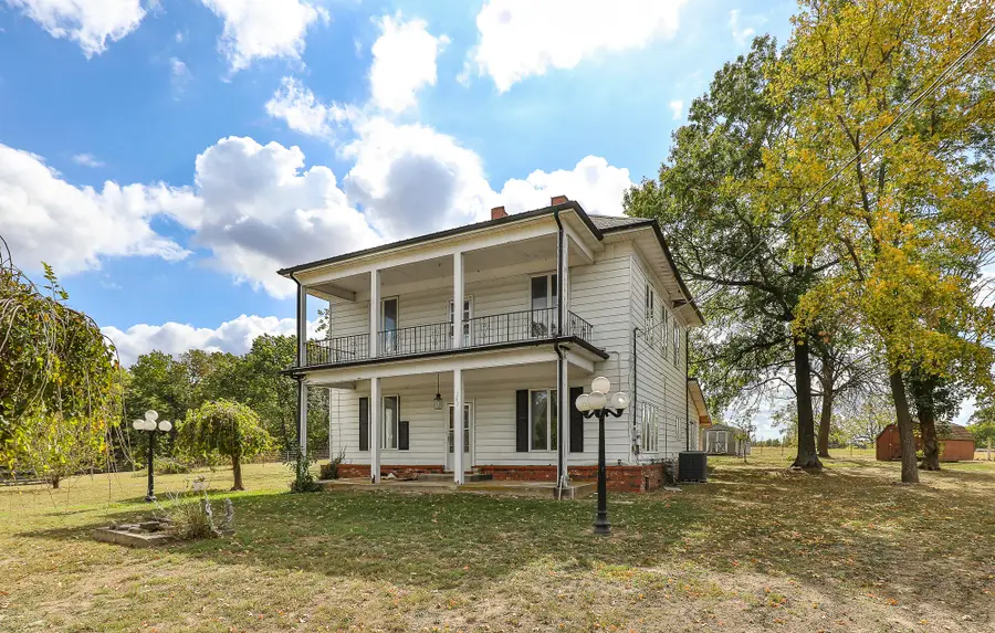 283 E Washington Street, Verona, MO 65769 - #3