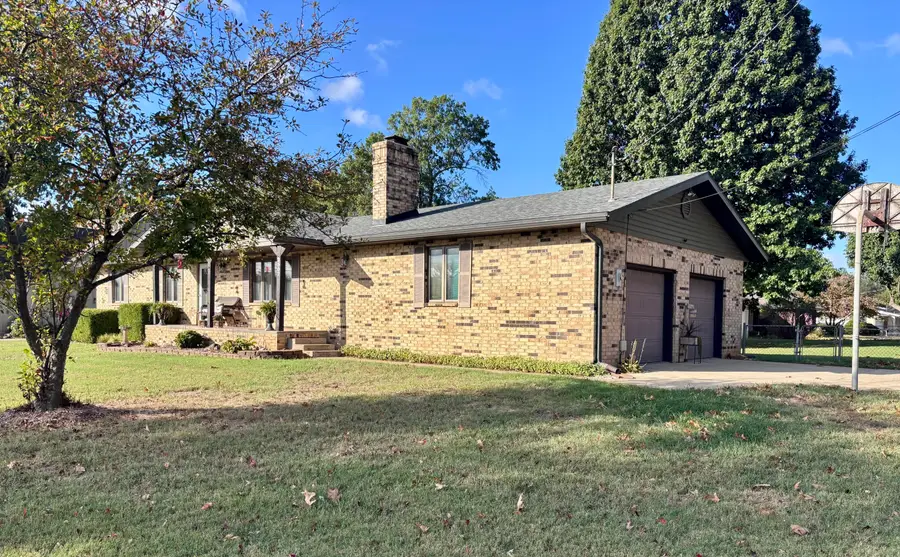 2507 S Golden Avenue, Springfield, MO 65807 - #2