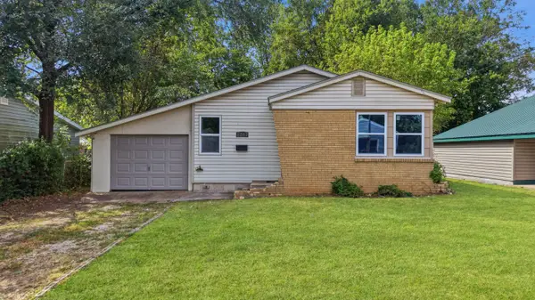 1207 N Warren Avenue, Springfield, MO 65802