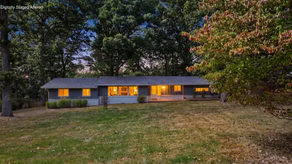 4631 S Lakehill Avenue, Springfield, MO 65804