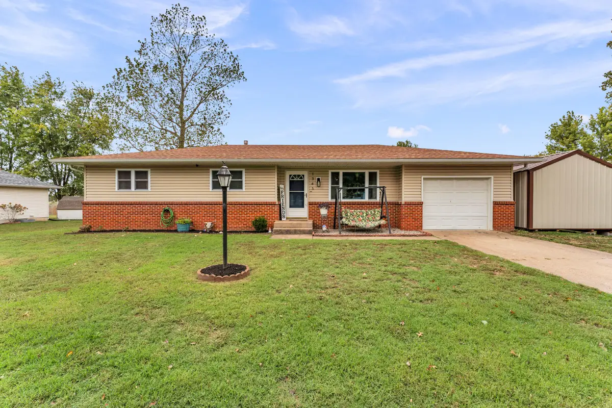1345 Kevin Drive, Mount Vernon, MO 65712 - #1