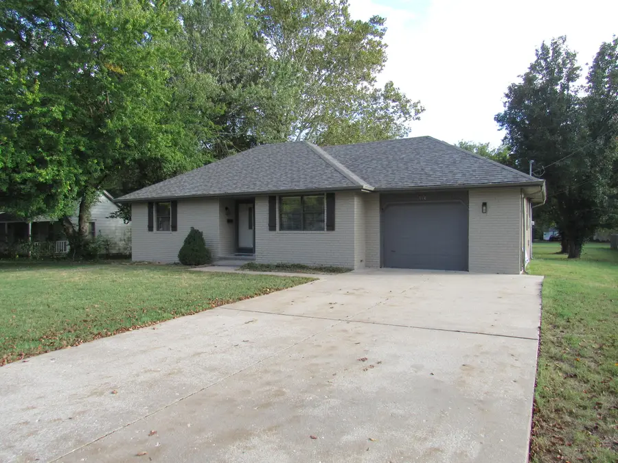 116 E Mill Street, Republic, MO 65738 - #2