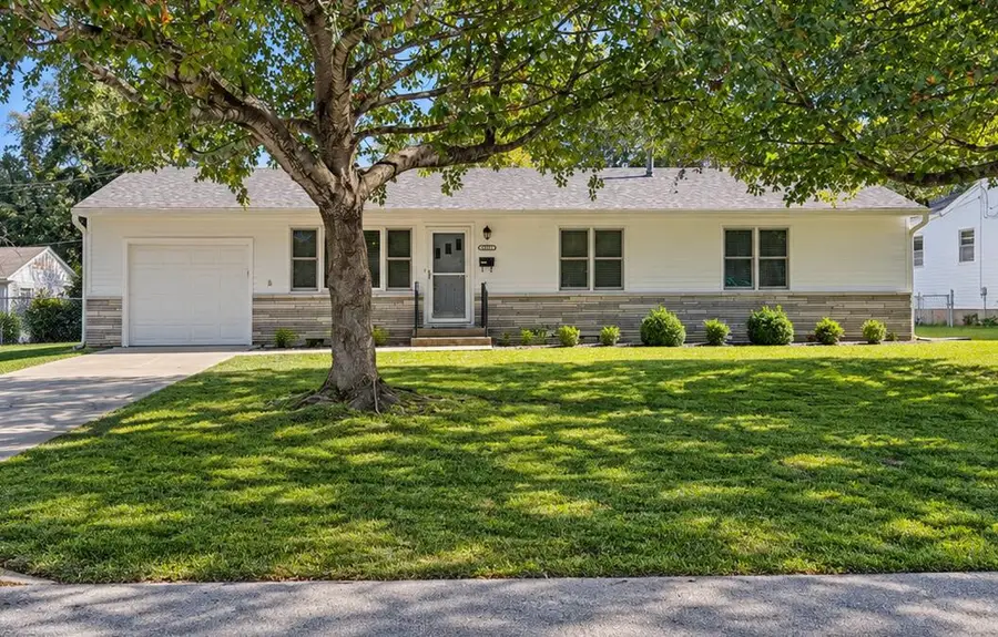 210 S Forest Lane, Republic, MO 65738 - #2