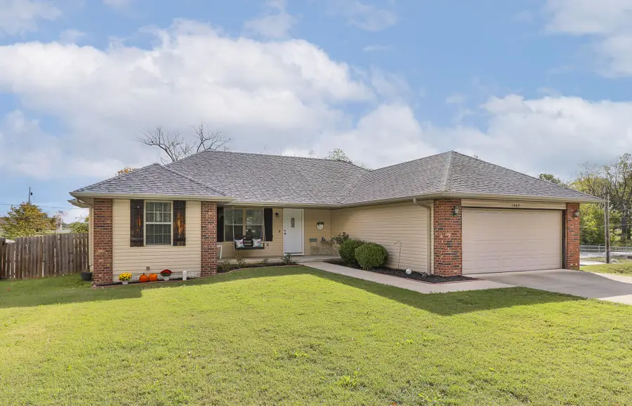 1462 S Tomahawk Avenue, Republic, MO 65738 - #2