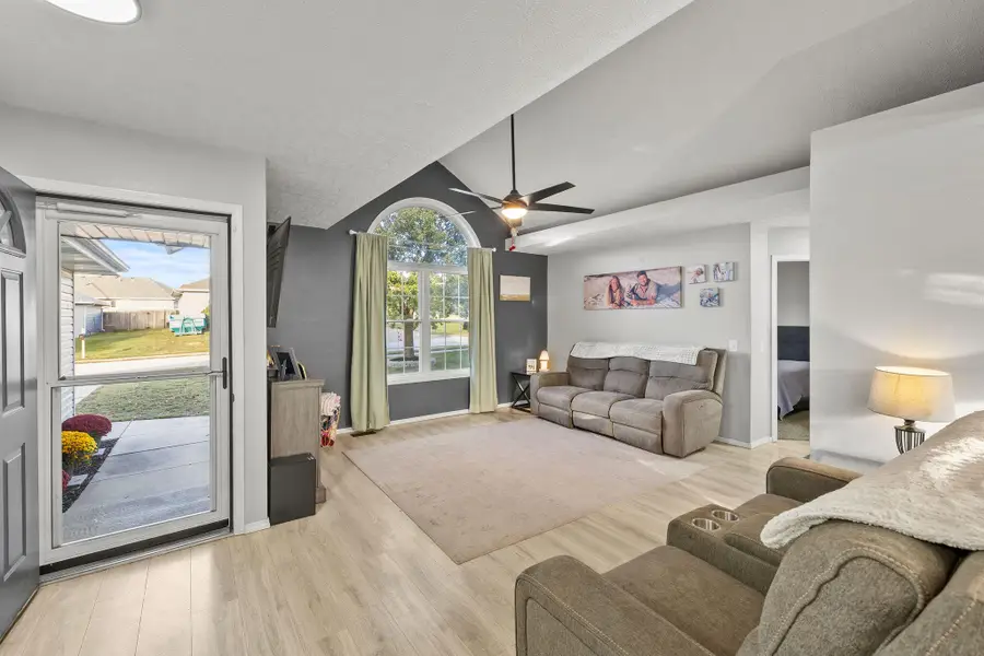 720 N Windmill Place, Republic, MO 65738 - #2