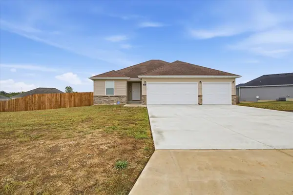 2020 S Faith Court, Bolivar, MO 65613