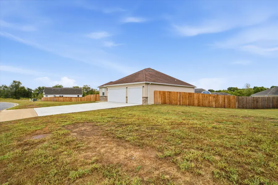 2020 S Faith Court, Bolivar, MO 65613 - #2