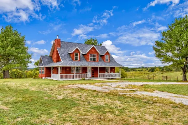 2011 Lane Branch Road, Crane, MO 65633