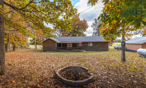 27860 State Highway 32, Lebanon, MO 65536