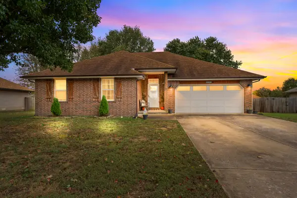 506 Osage Road, Willard, MO 65781