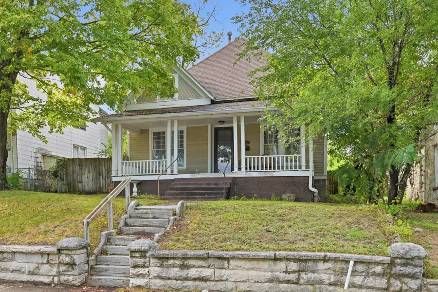222 N Joplin Avenue, Joplin, MO 64801 - #3