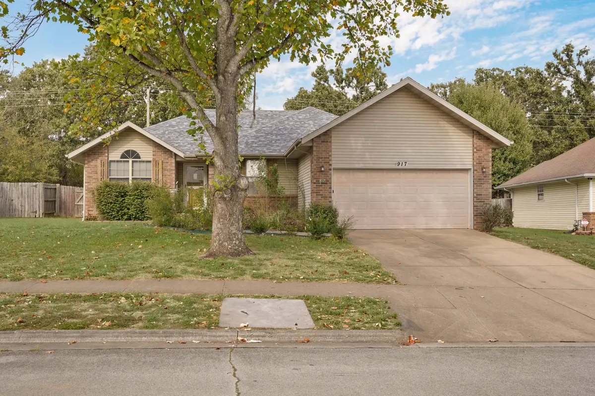 917 W Turnberry Boulevard, Ozark, MO 65721 - #1
