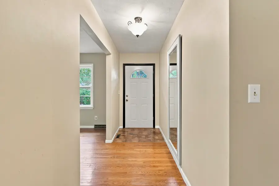 1145 S Plaza Avenue, Springfield, MO 65804 - #3
