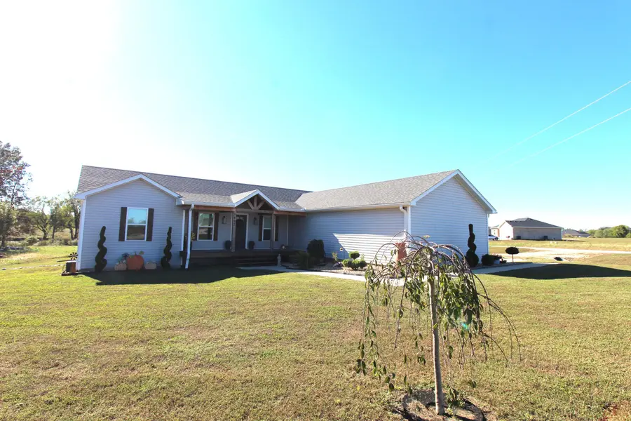 5492 S 250th Road, Buffalo, MO 65622 - #2