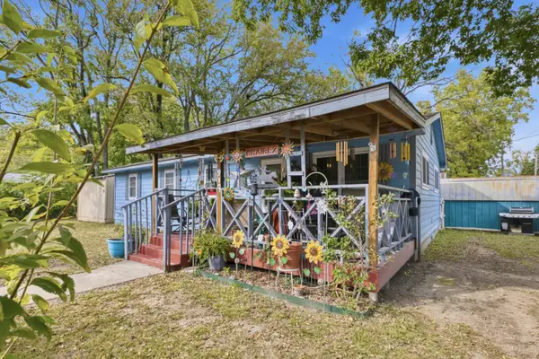 919 W 6th Street, Joplin, MO 64801