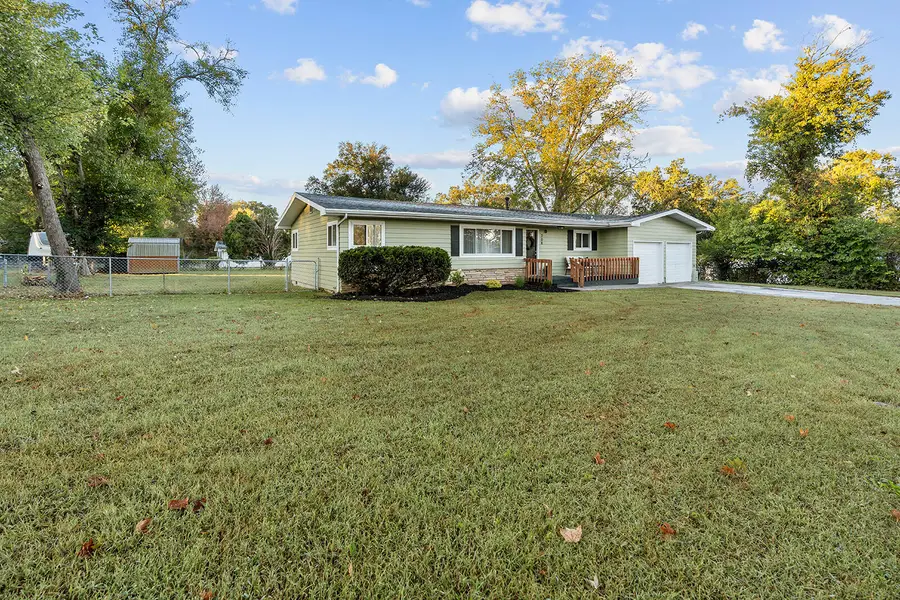708 E Mccracken Road, Ozark, MO 65721 - #3