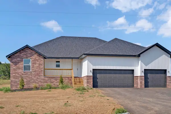 1193 Hunter Lane, Ash Grove, MO 65604