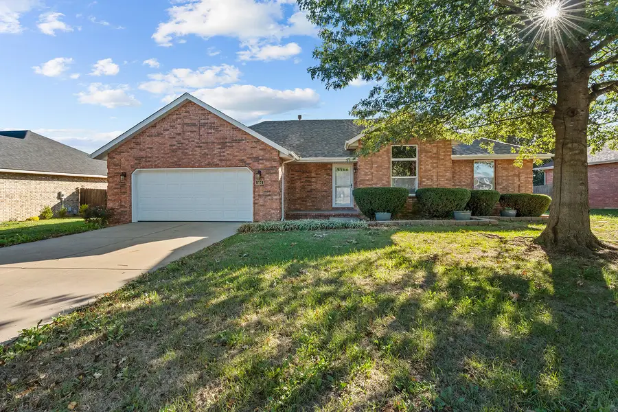 504 S Sarah Avenue, Republic, MO 65738 - #3