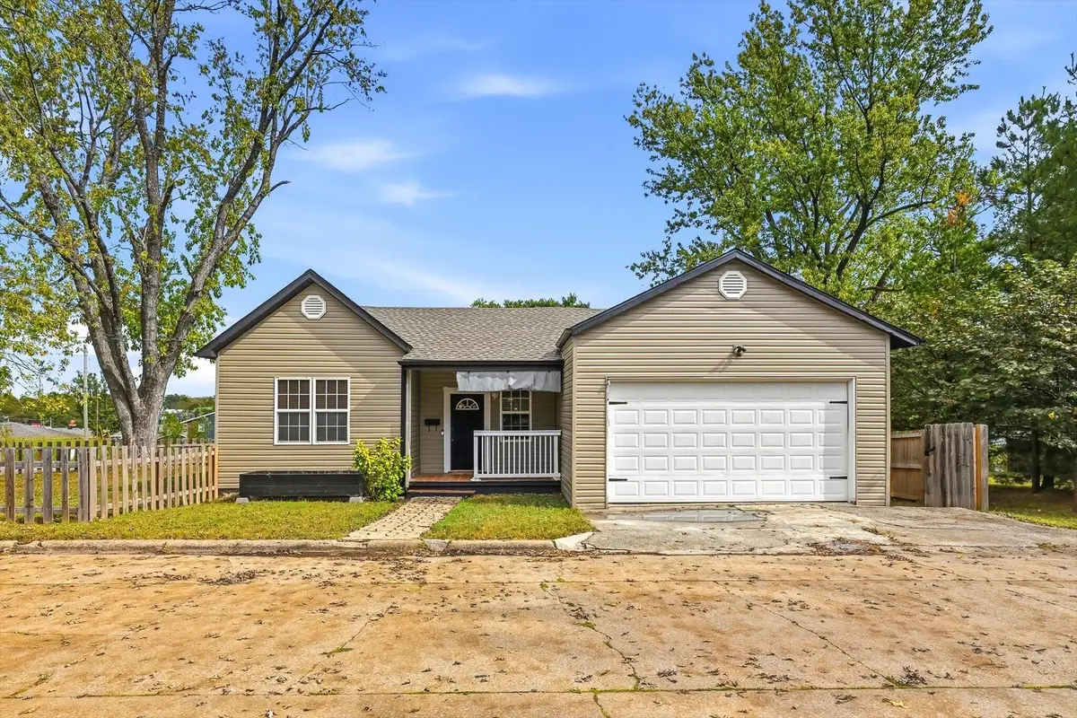 2256 N Nettleton Avenue, Springfield, MO 65803 - #1