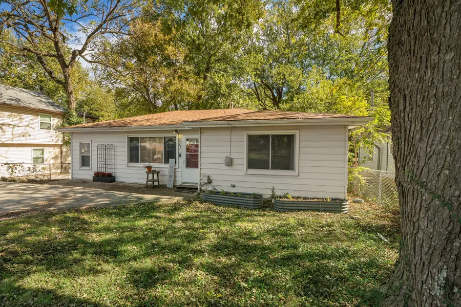 2648 N Howard Avenue, Springfield, MO 65803 - #2