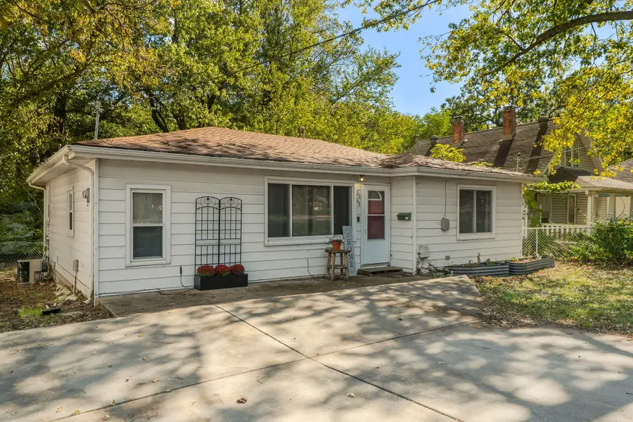 2648 N Howard Avenue, Springfield, MO 65803 - #3