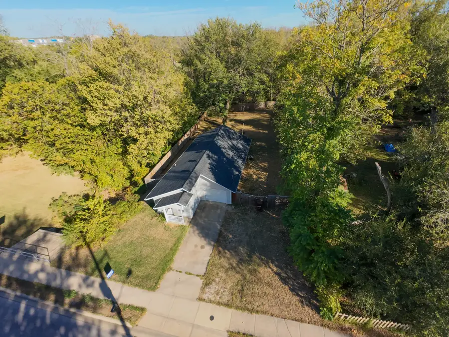 1321 W Talmage Street, Springfield, MO 65803 - #3