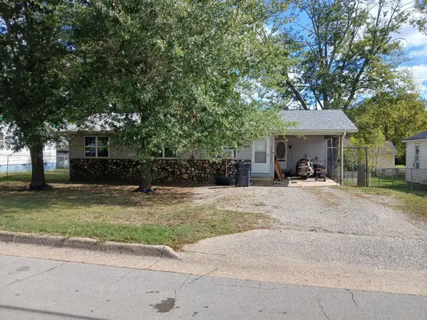 254 S Thayer Avenue, West Plains, MO 65775