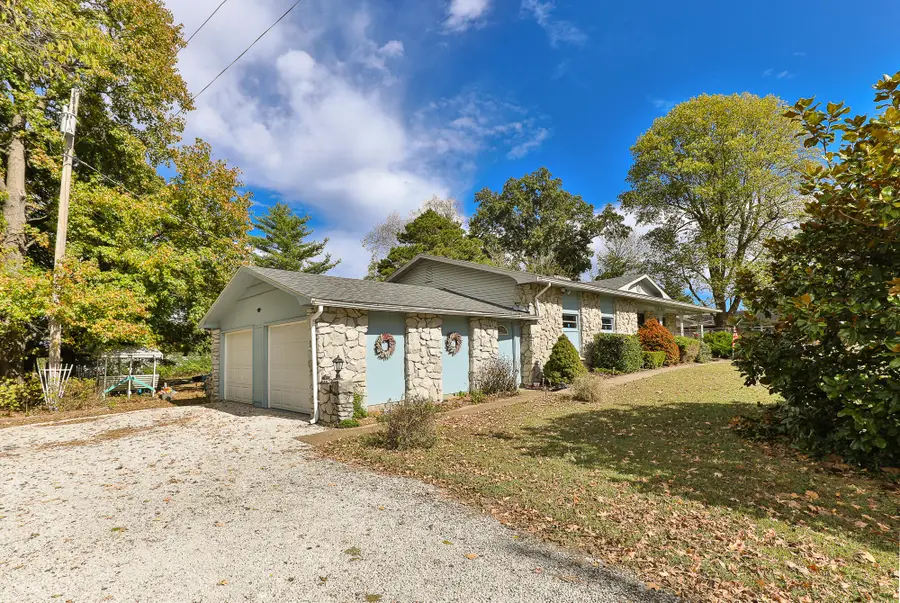 519 W South Street, Bolivar, MO 65613 - #3
