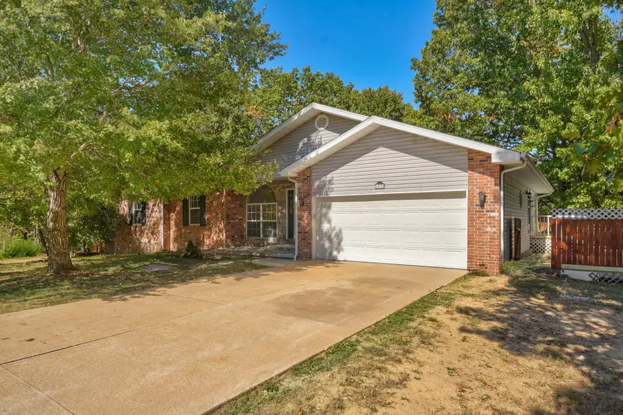 1425 S Thousand Oaks Drive, Nixa, MO 65714 - #2