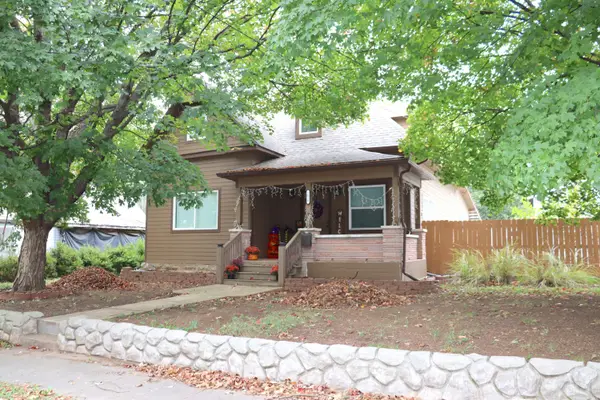 2020 N Howard Avenue, Springfield, MO 65803