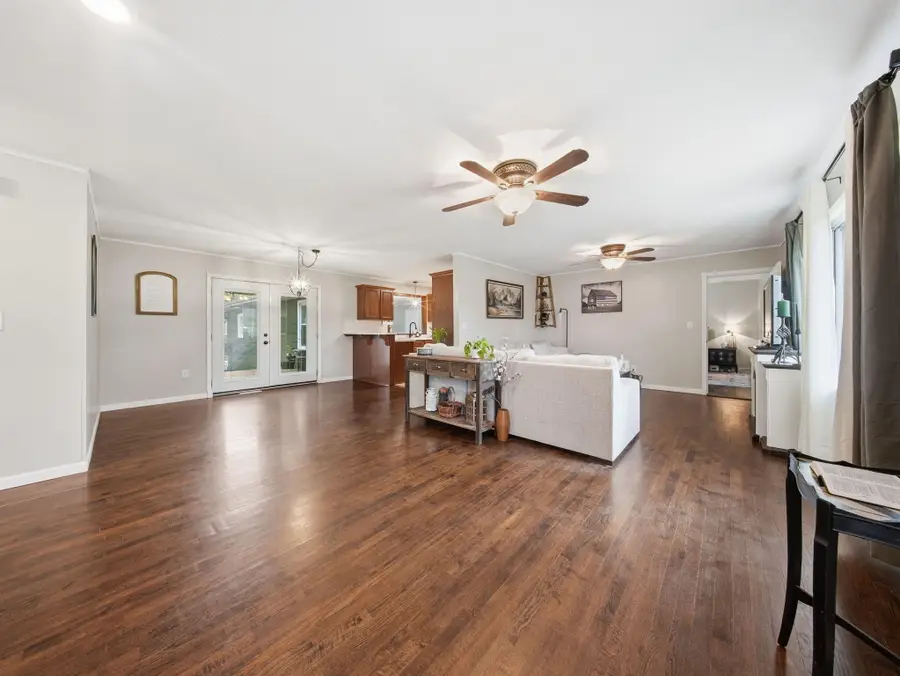 105 E Meadowbrook Avenue, Clever, MO 65631 - #2