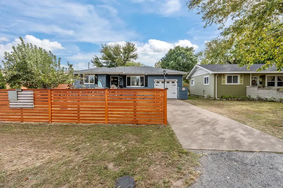 1402 W Hamilton Street, Springfield, MO 65802 - #3