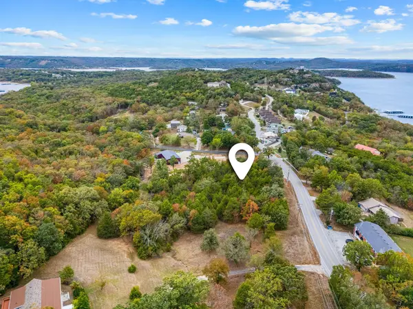 000 Joe Bald Road, Kimberling City, MO 65686