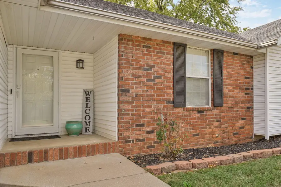 2131 S Colgate Avenue, Springfield, MO 65807 - #3