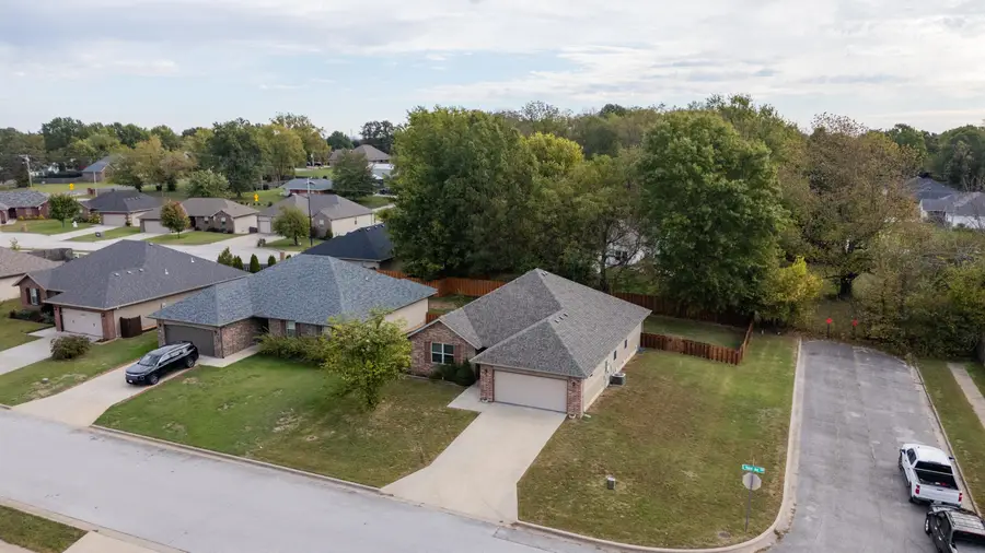 1298 S Venice Avenue, Republic, MO 65738 - #2