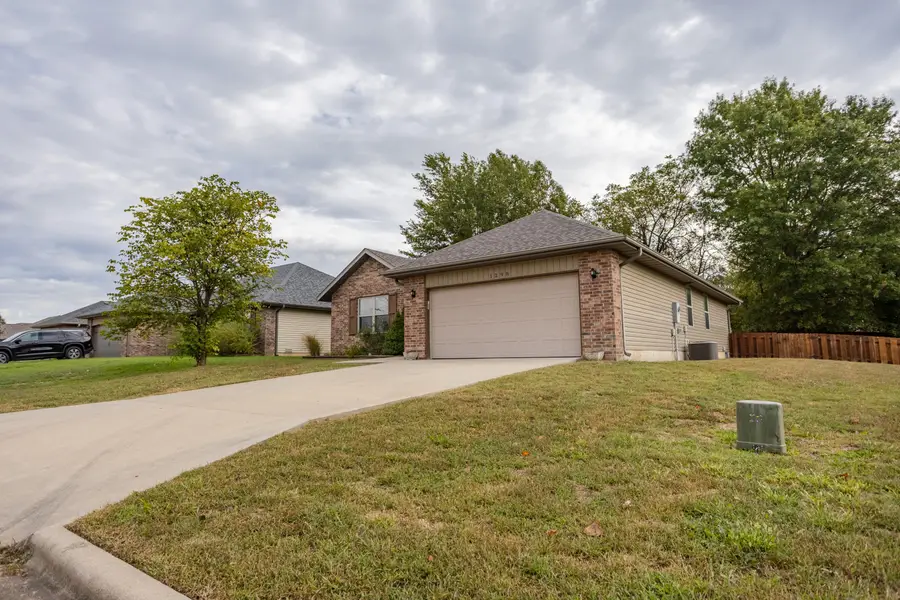 1298 S Venice Avenue, Republic, MO 65738 - #3
