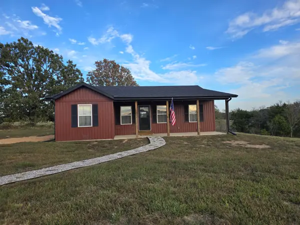 2064 Hidden Pond Lane, Mansfield, MO 65704
