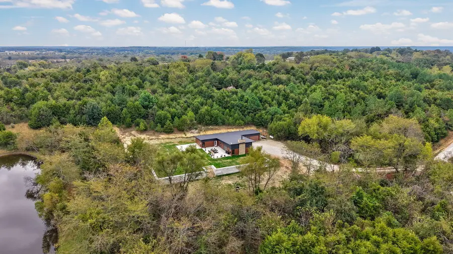 382 Beulah Creek Drive, Marshfield, MO 65706 - #2