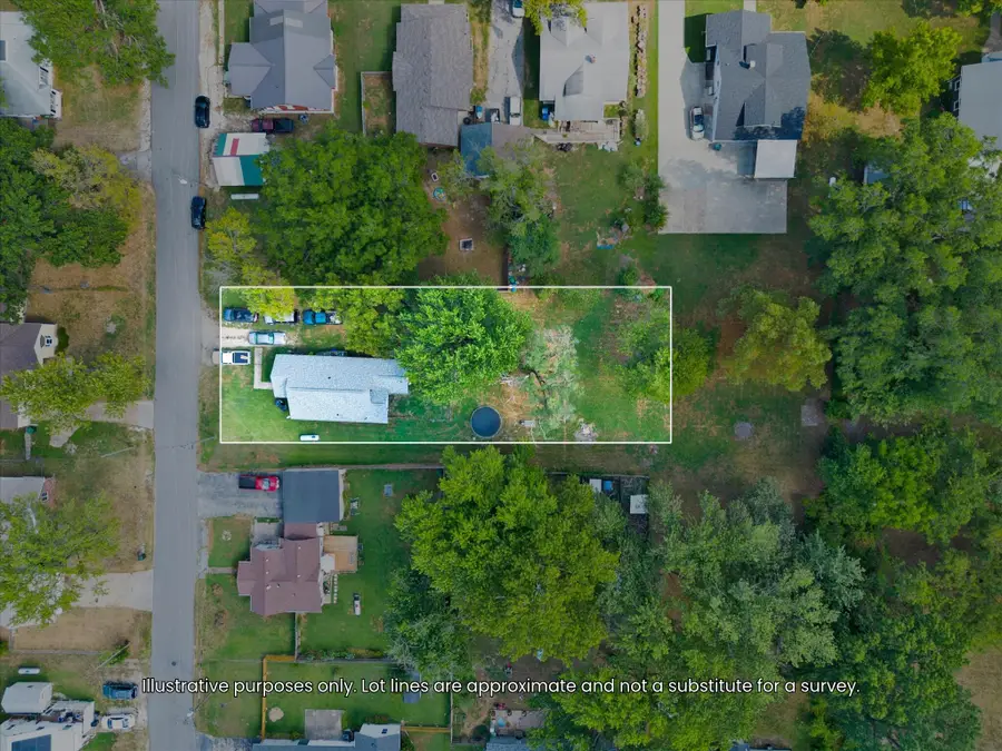 108 W Hickory Street, Bolivar, MO 65613 - #2