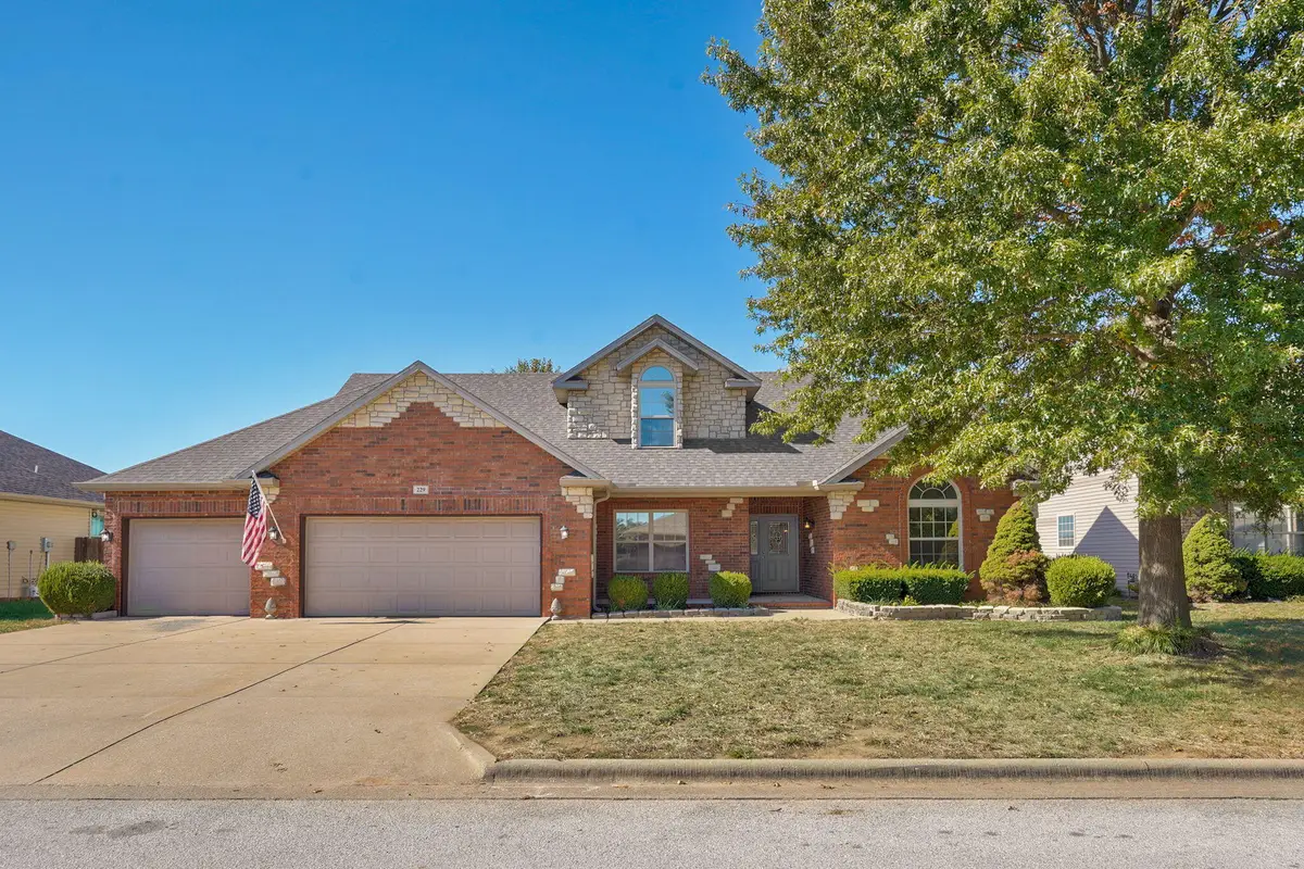 229 N Tierra Drive, Republic, MO 65738 - #1